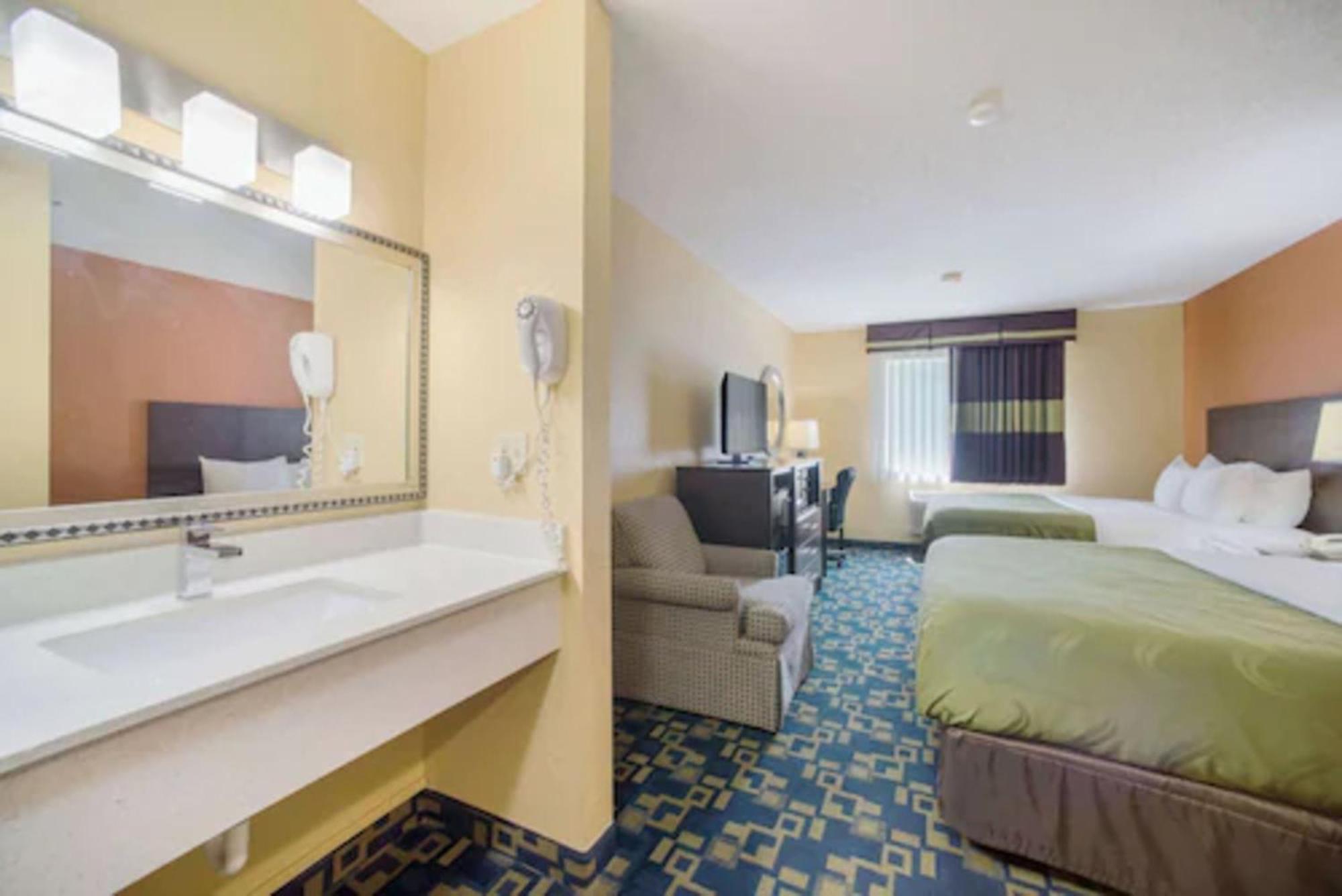 Quality Inn O'Fallon Il - St Louis מראה חיצוני תמונה